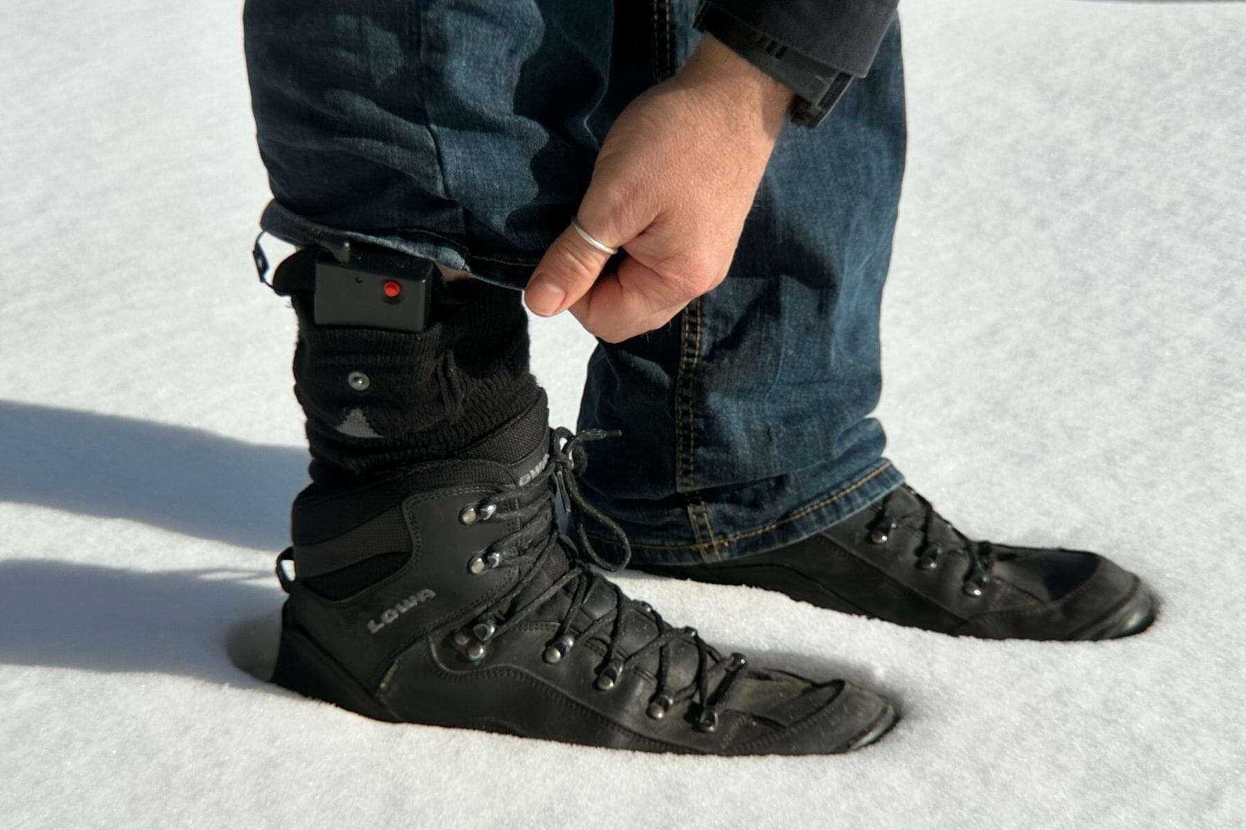 actionheat-heated-sock-button
