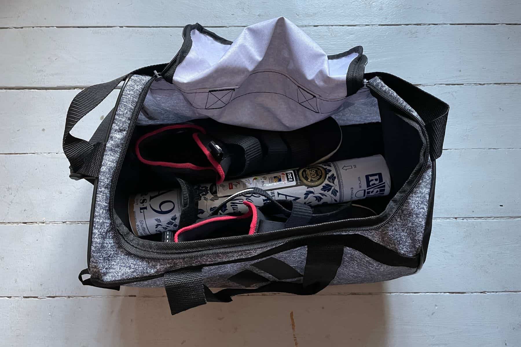adidas-gym-bag-compartment