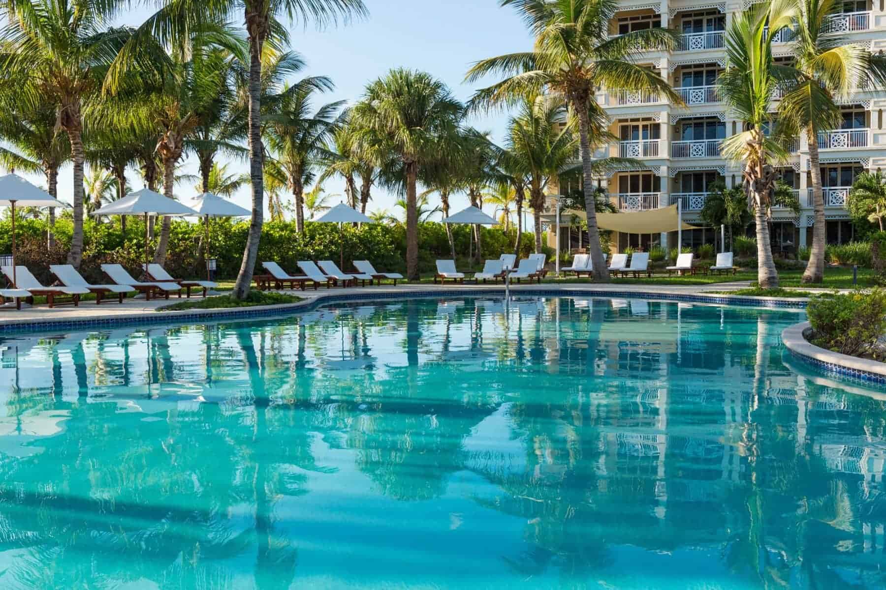 alexandra-resort-pool