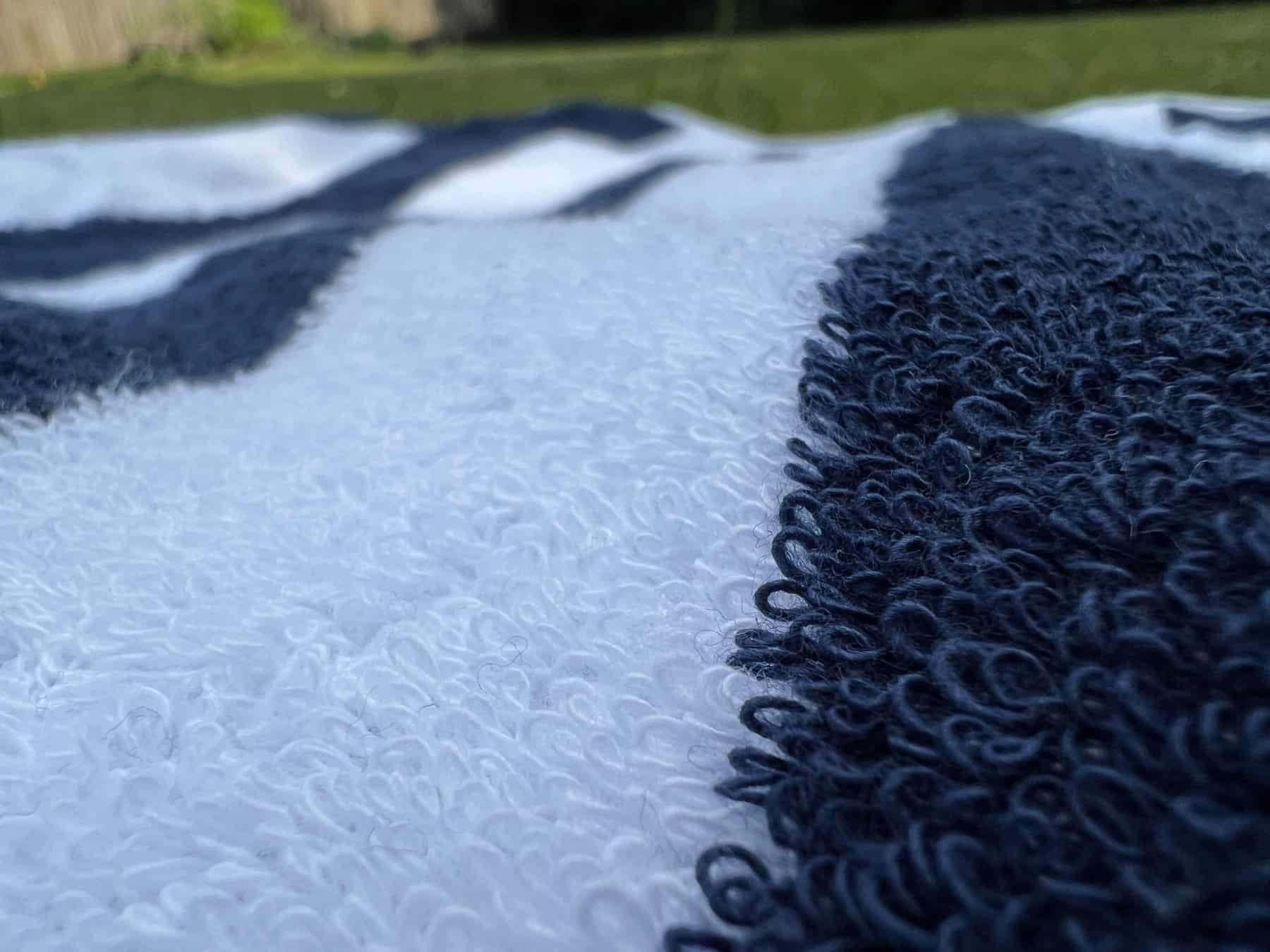 Amazonbasics Cabana Stripe Material