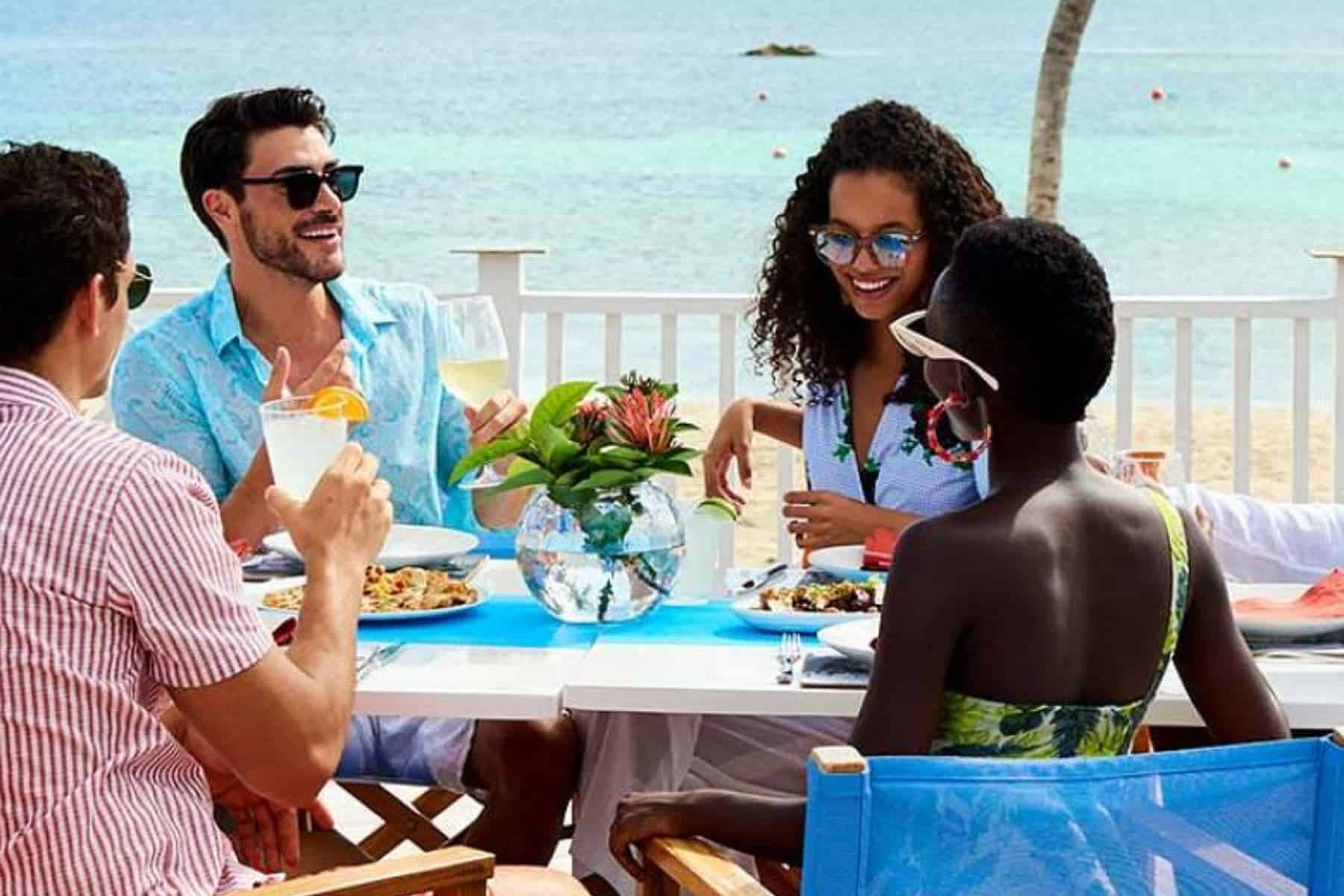 atlantis-paradise-island-bahamas-friends