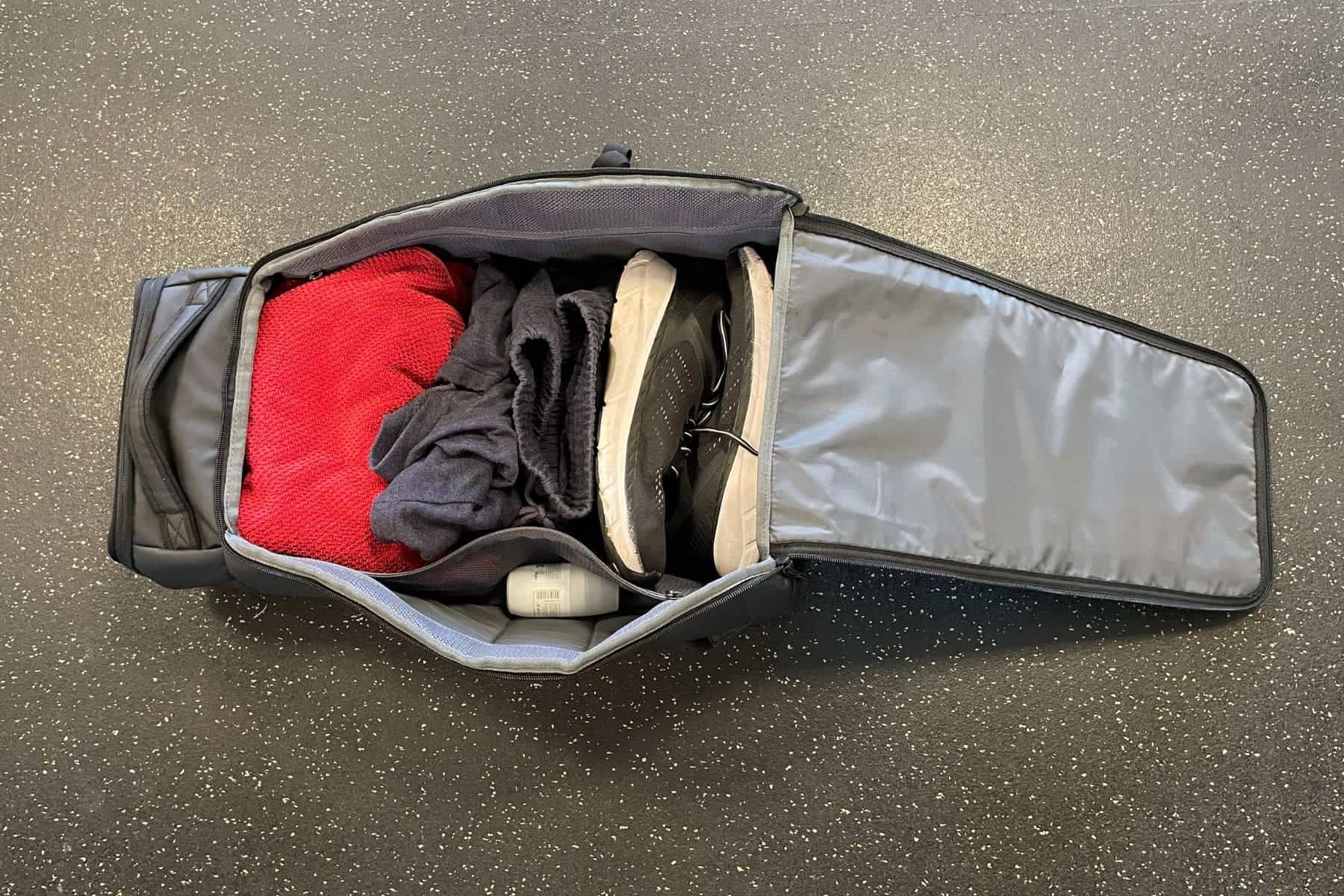 db-hugger-backpack-for-gym