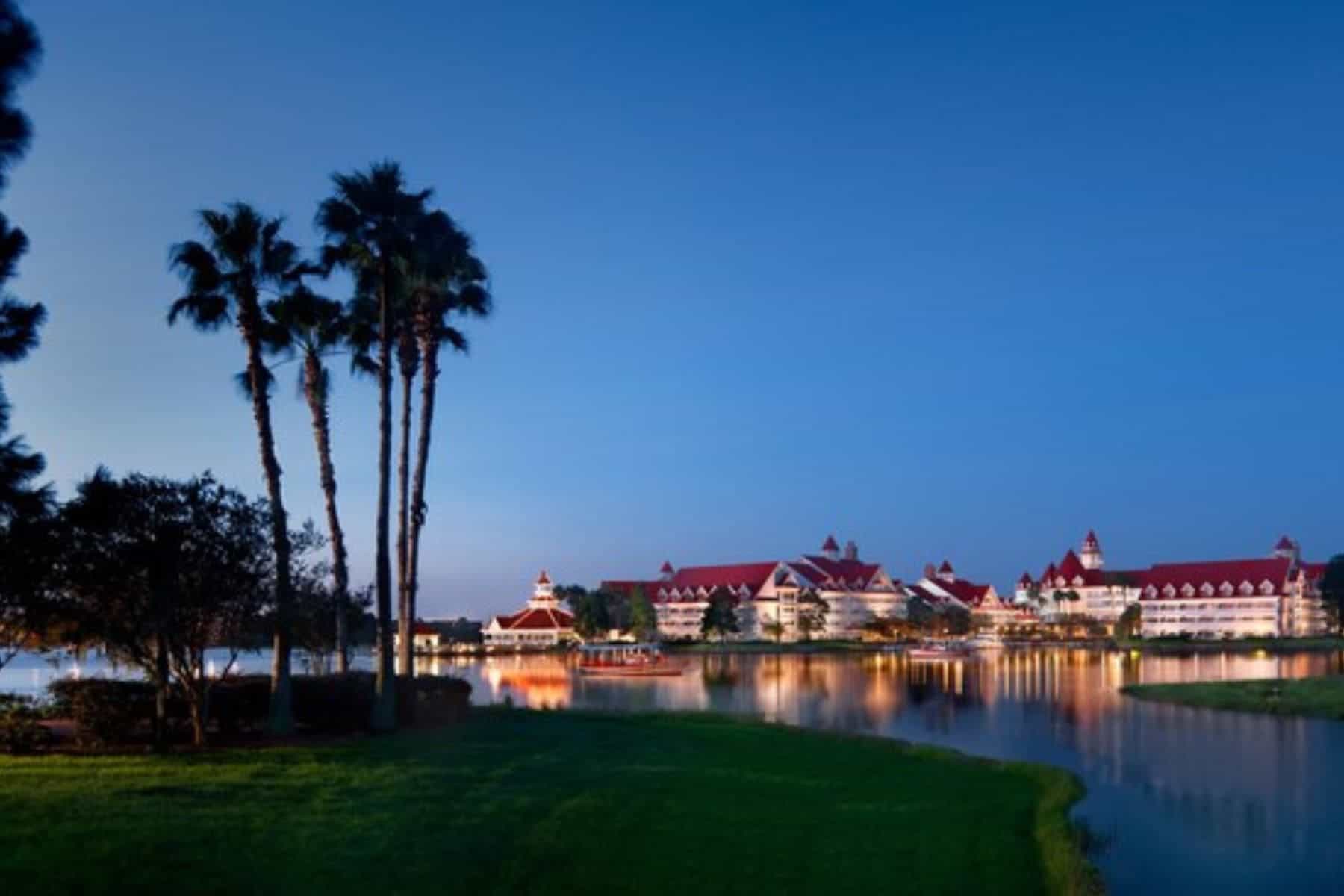 disneys-grand-floridian-resort-and-spa-featured