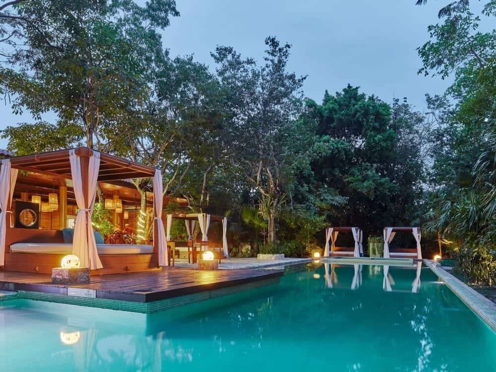 explorean-cozumel-pool-evening