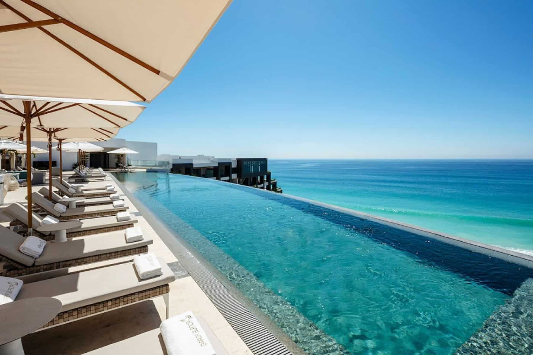 garza-blanca-resort-infinity-pool