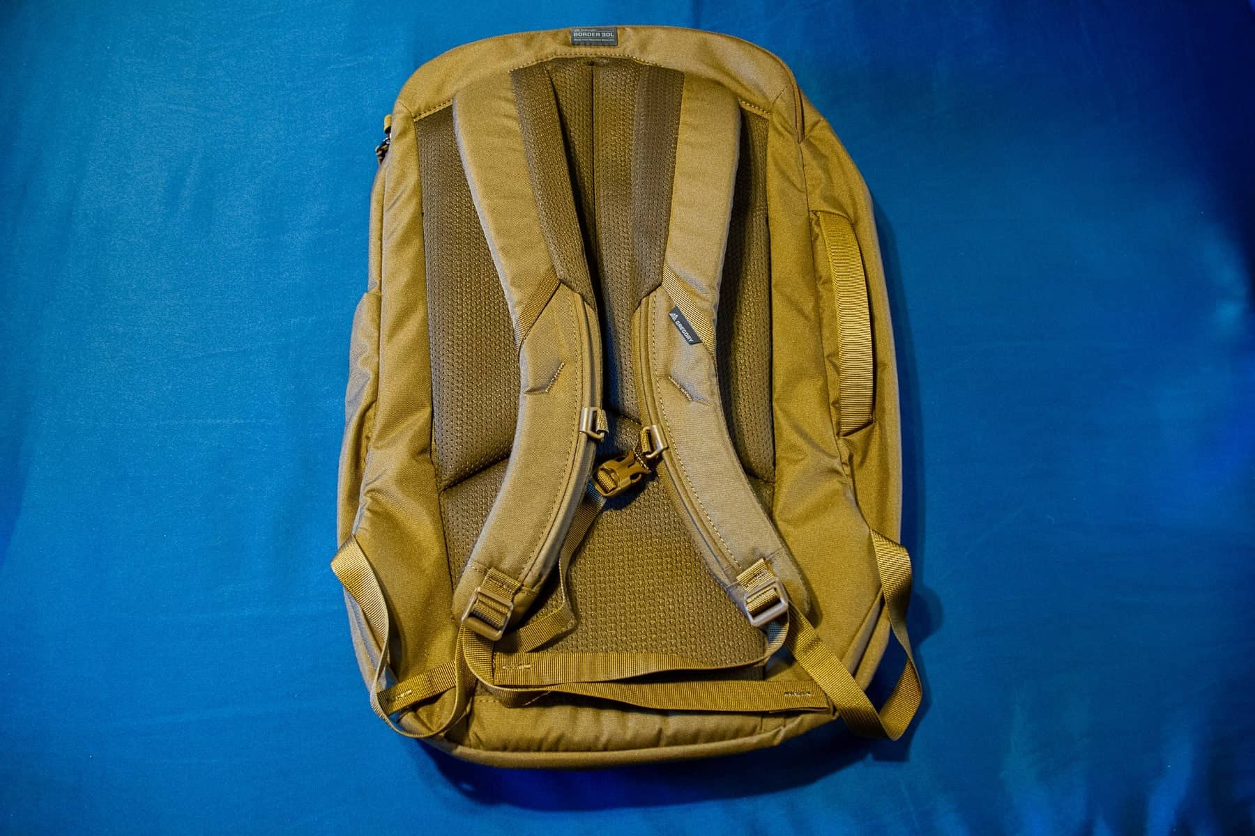 gregory-border-traveler-30-back-view