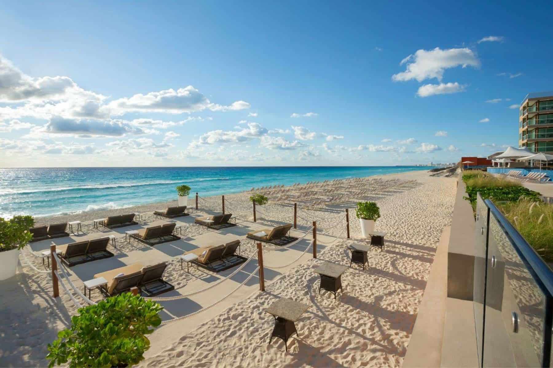 hard-rock-hotel-cancun-beach
