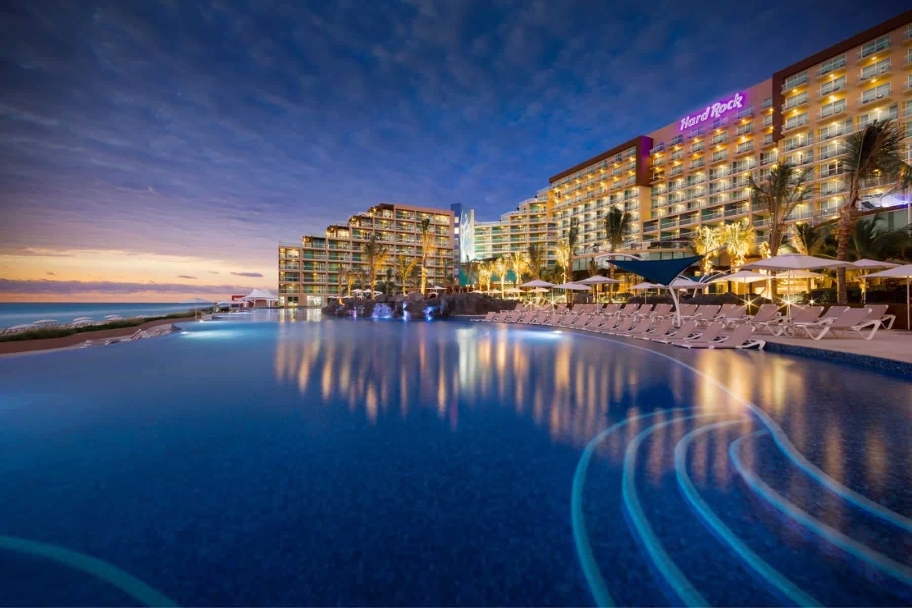 hard-rock-hotel-cancun-lighting