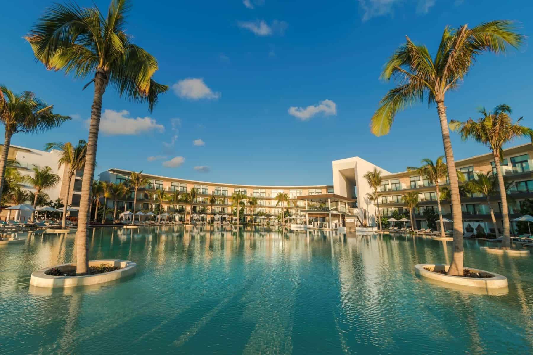 haven-riviera-cancun-featured