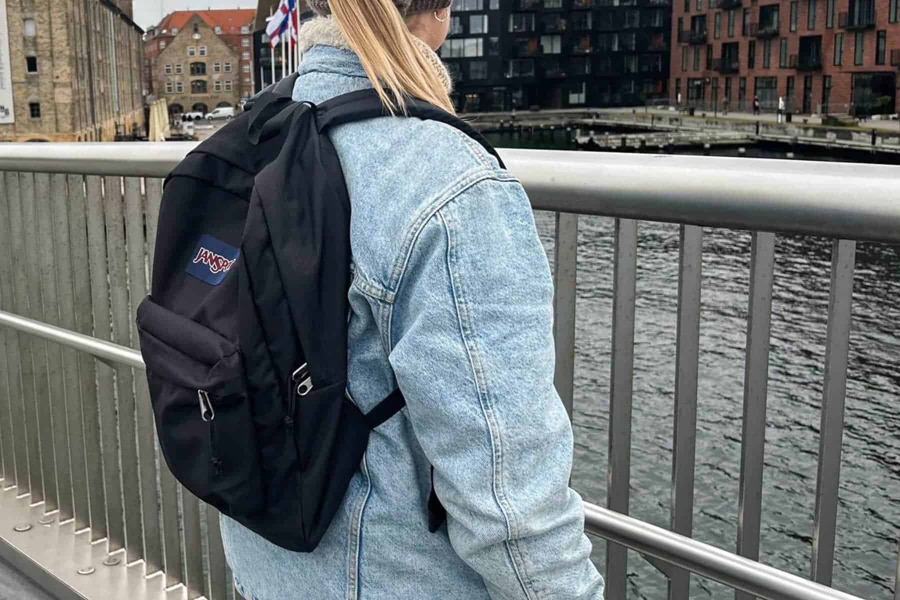 jansport-superbreak-one-26l-side