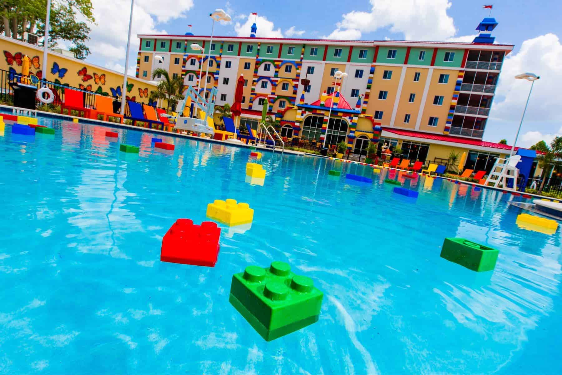 legoland-florida-resort-pool
