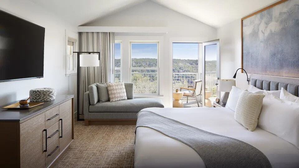 Miraval Austin Resort And Spa King Guestroom