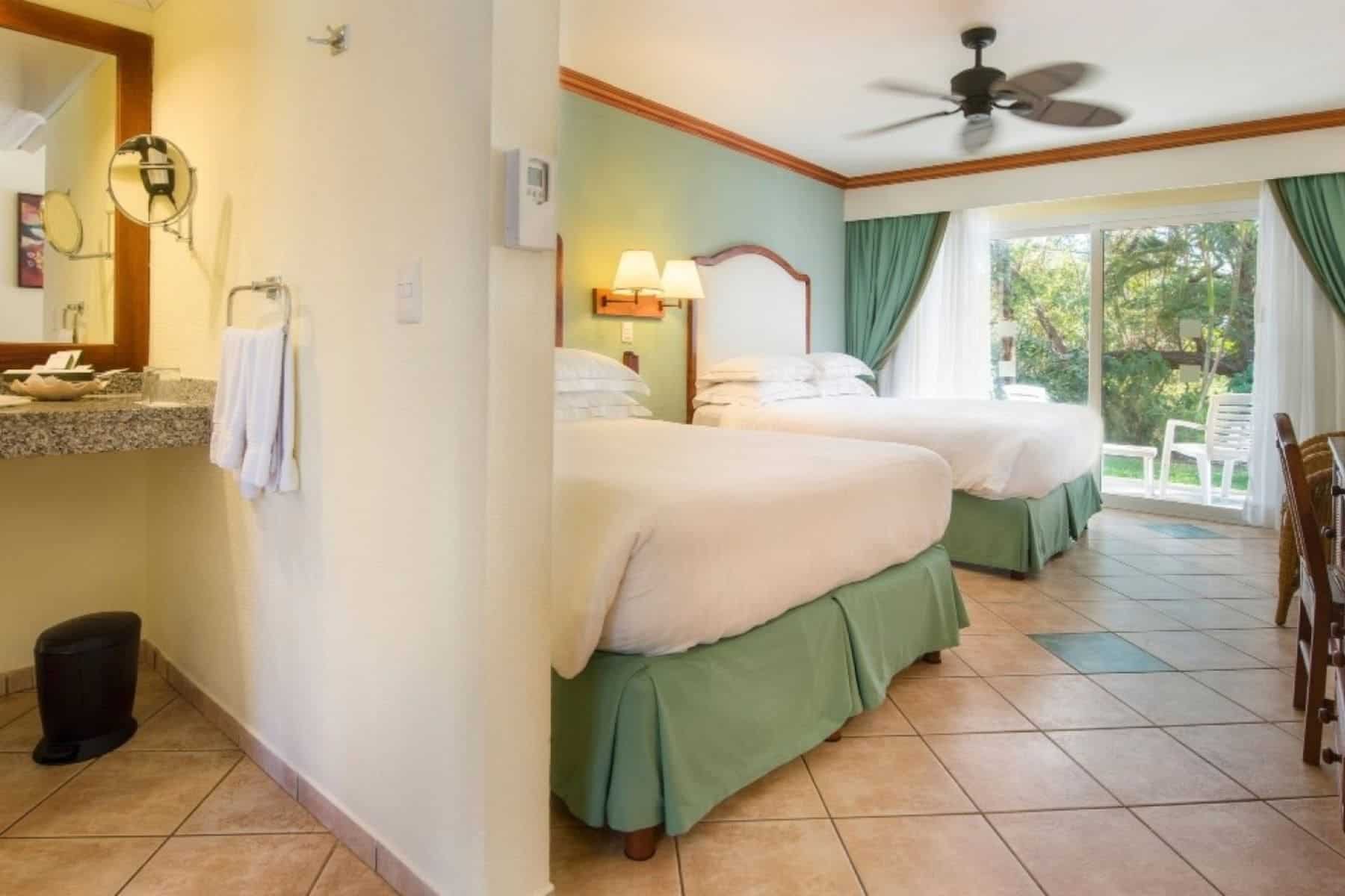 occidental-tamarindo-bedroom