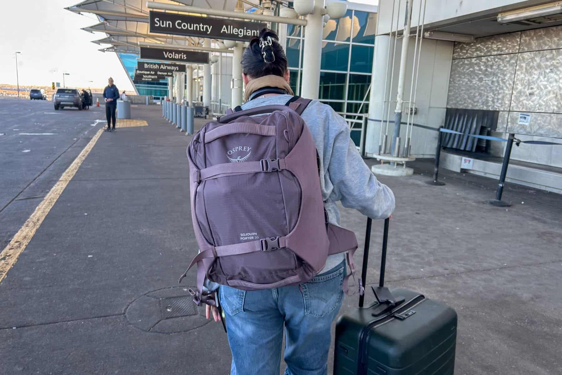 osprey-sojourn-porter-travel-backpack-airport