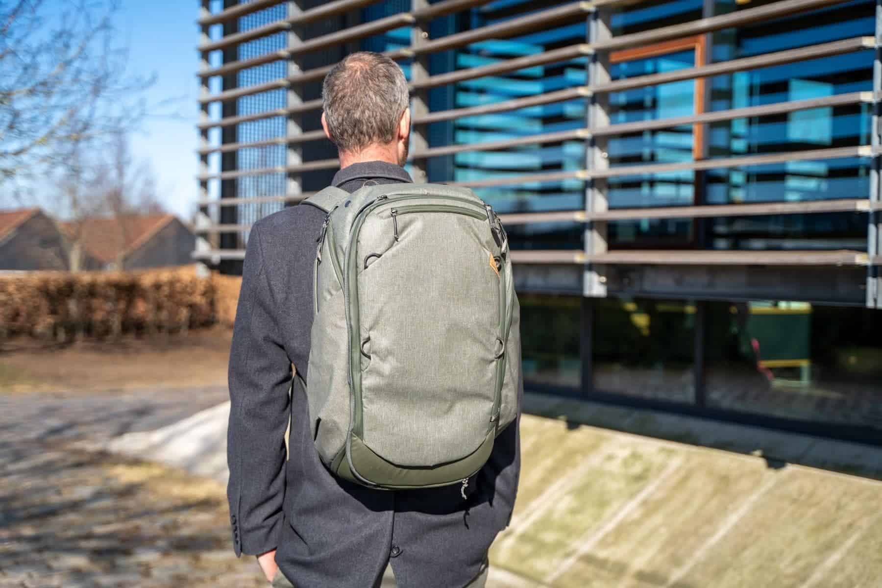 peak-design-45l-back-view