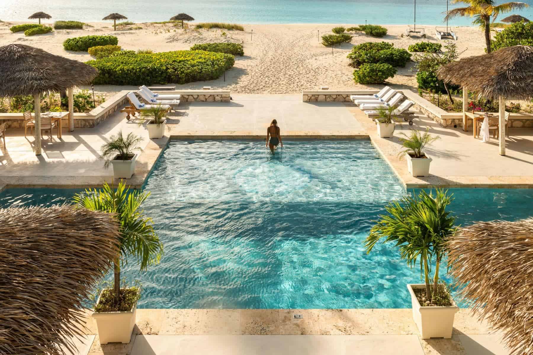 pine-cay-turks-and-caicos-pool