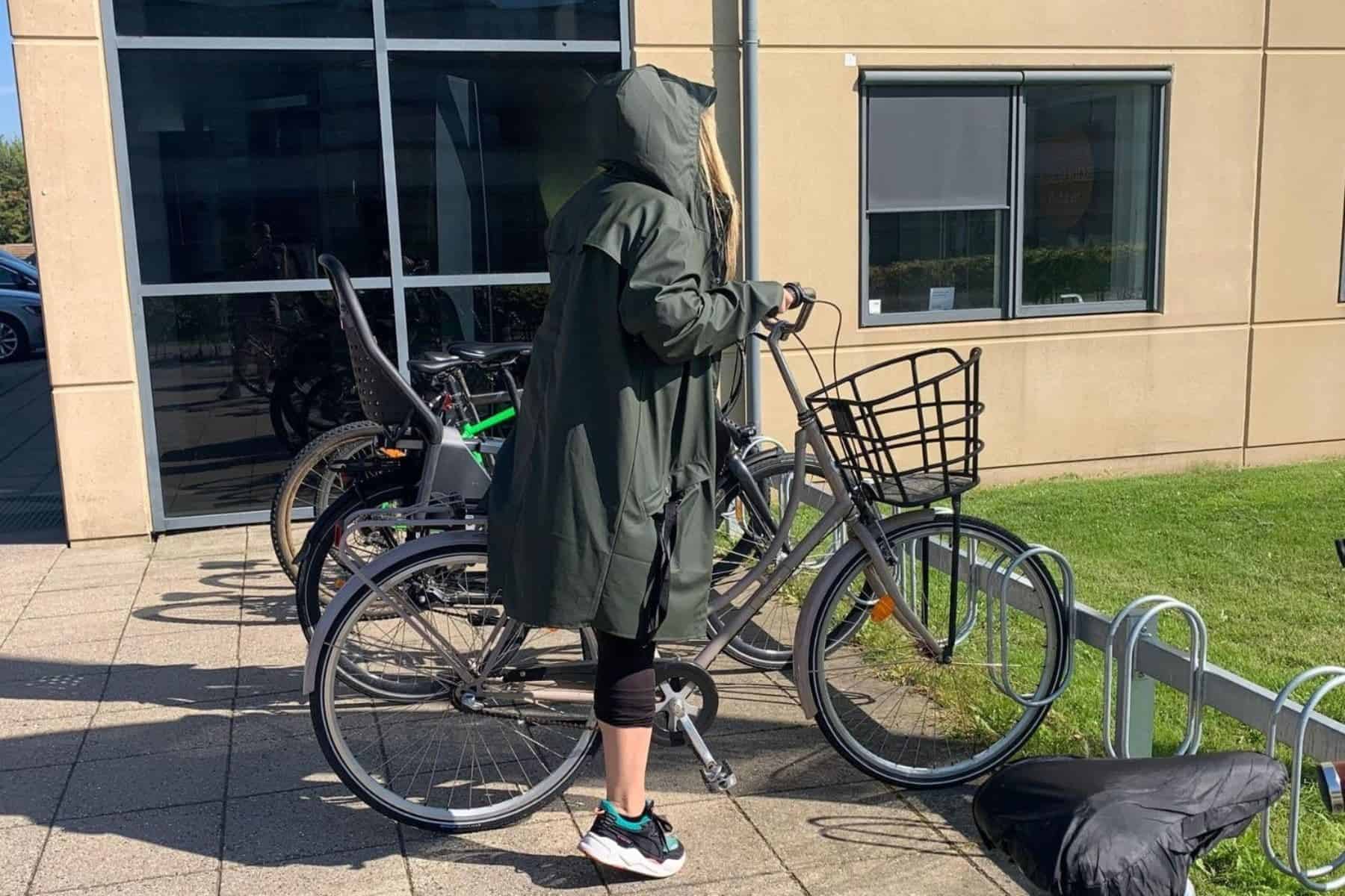 Rains Long Jacket Bike