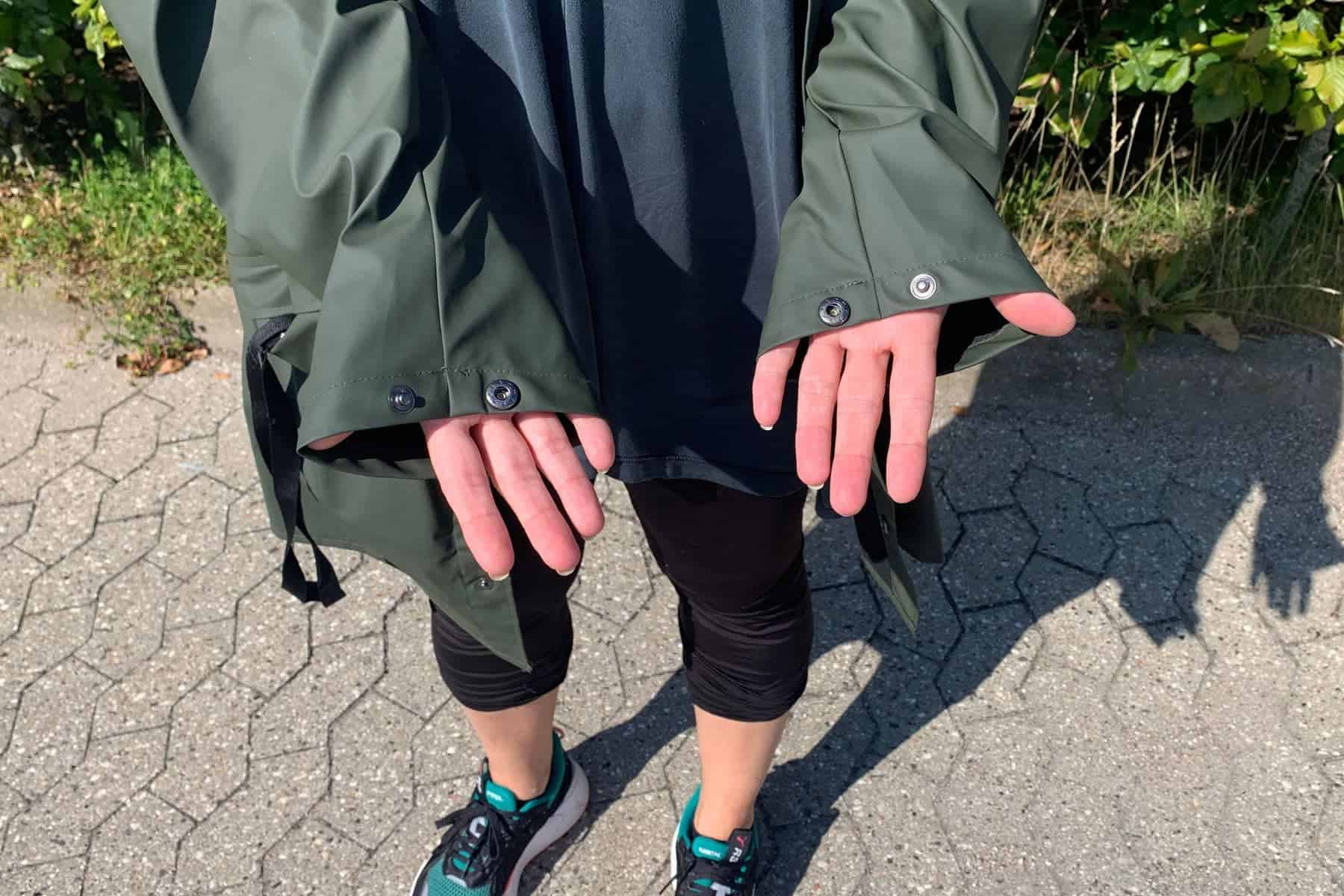 Rains Long Jacket Hands