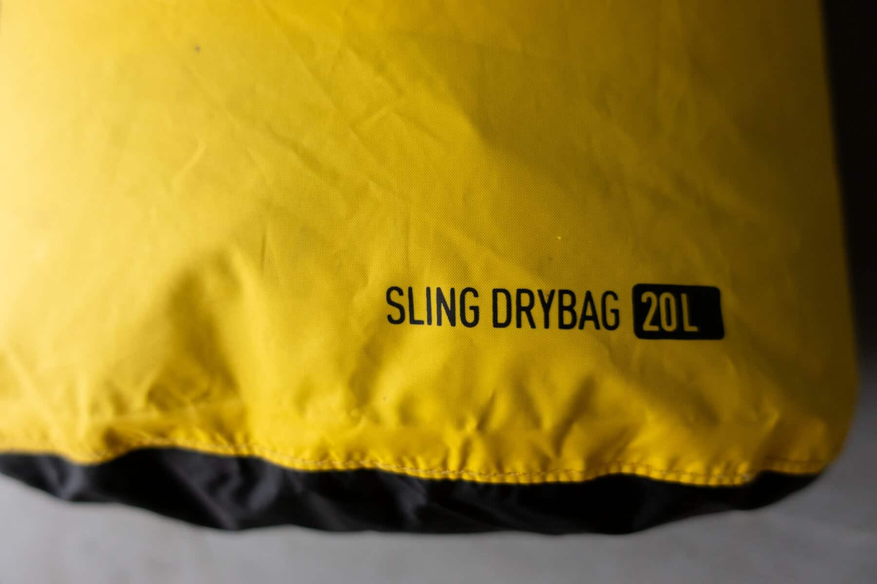 sea-to-summit-sling-lightweight-1