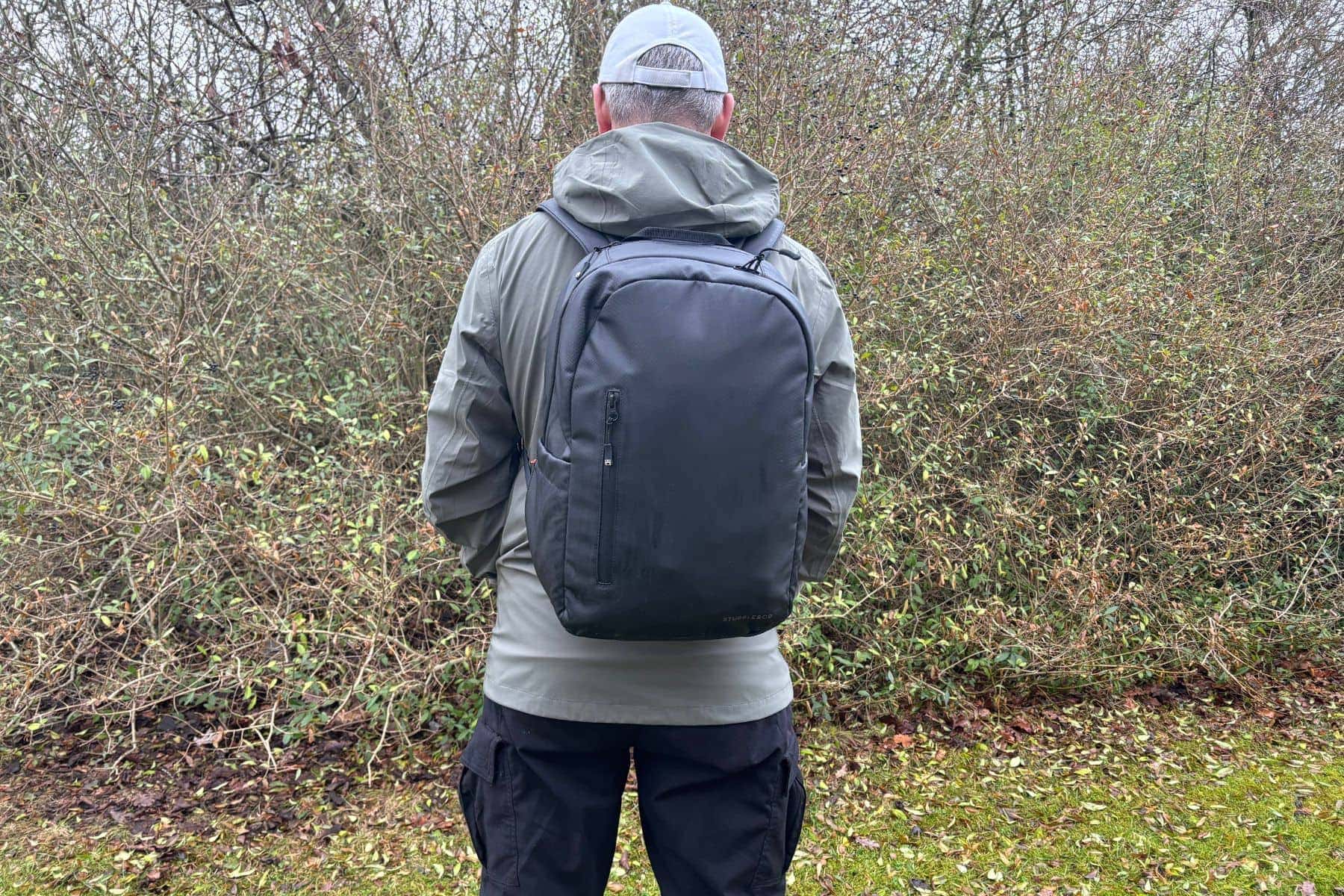 stubble-and-co-everyday-backpack-compact-style