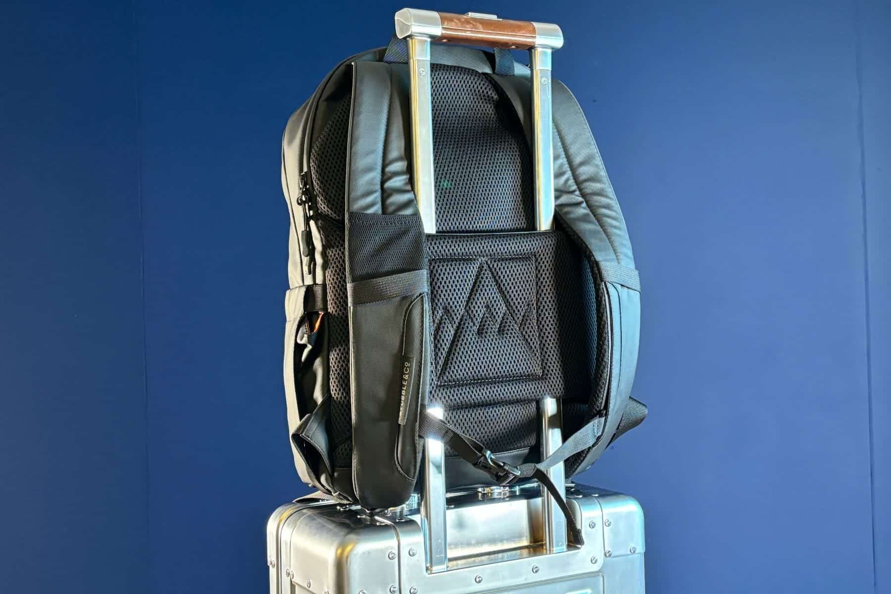 stubble-and-co-everyday-backpack-trolley