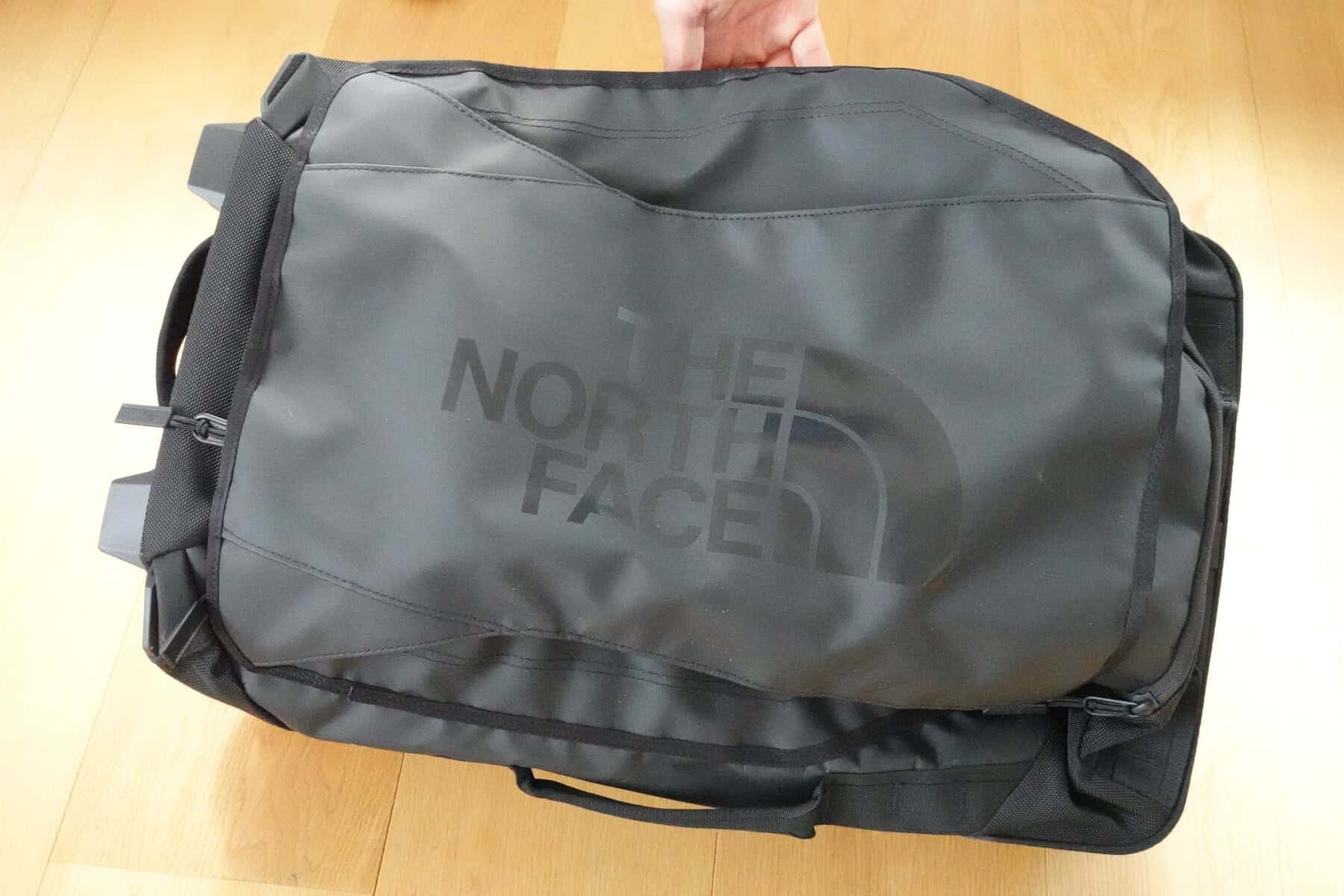 The North Face Rolling Thunder 22″