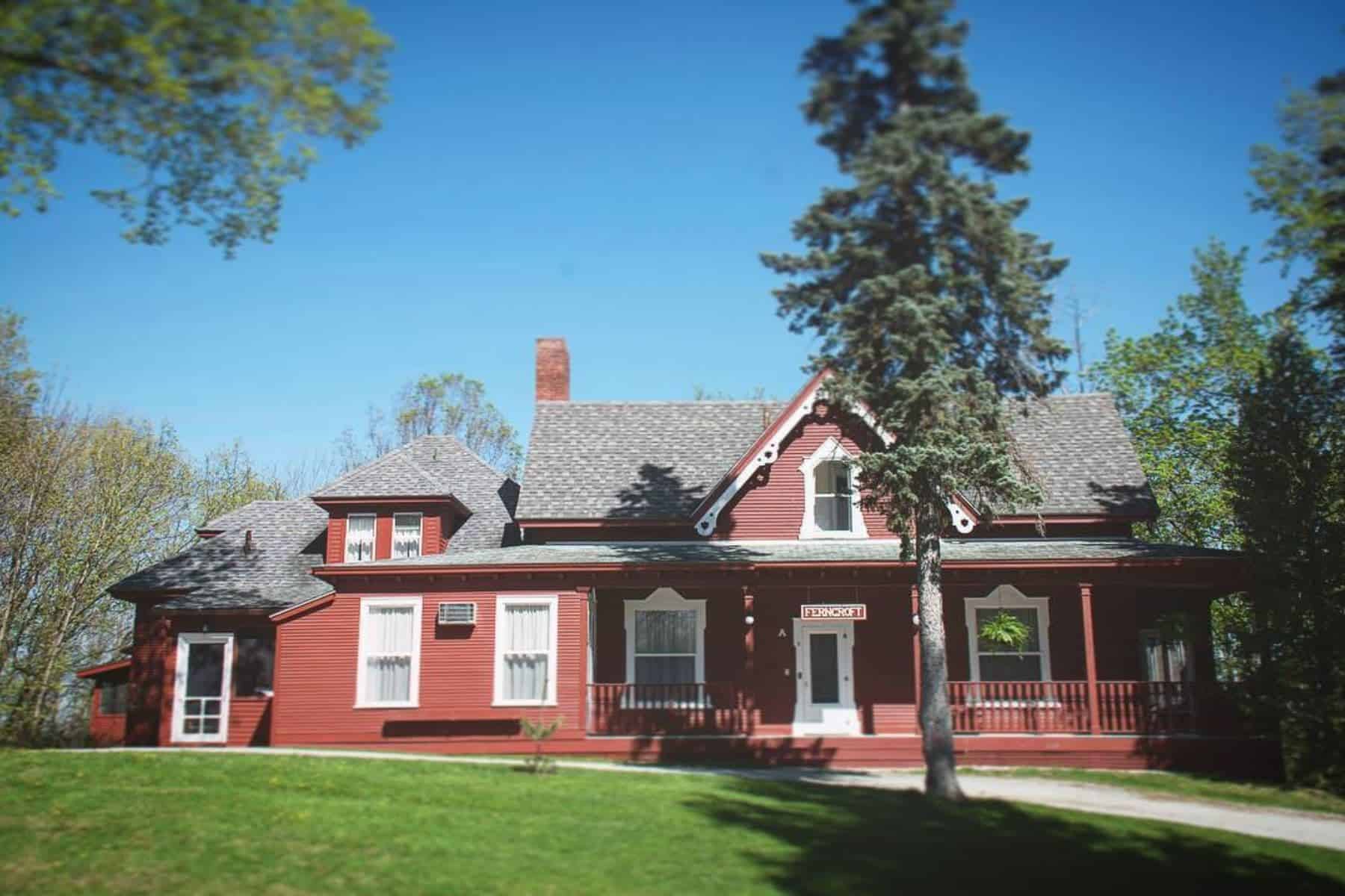 tyler-place-family-resort-front-view