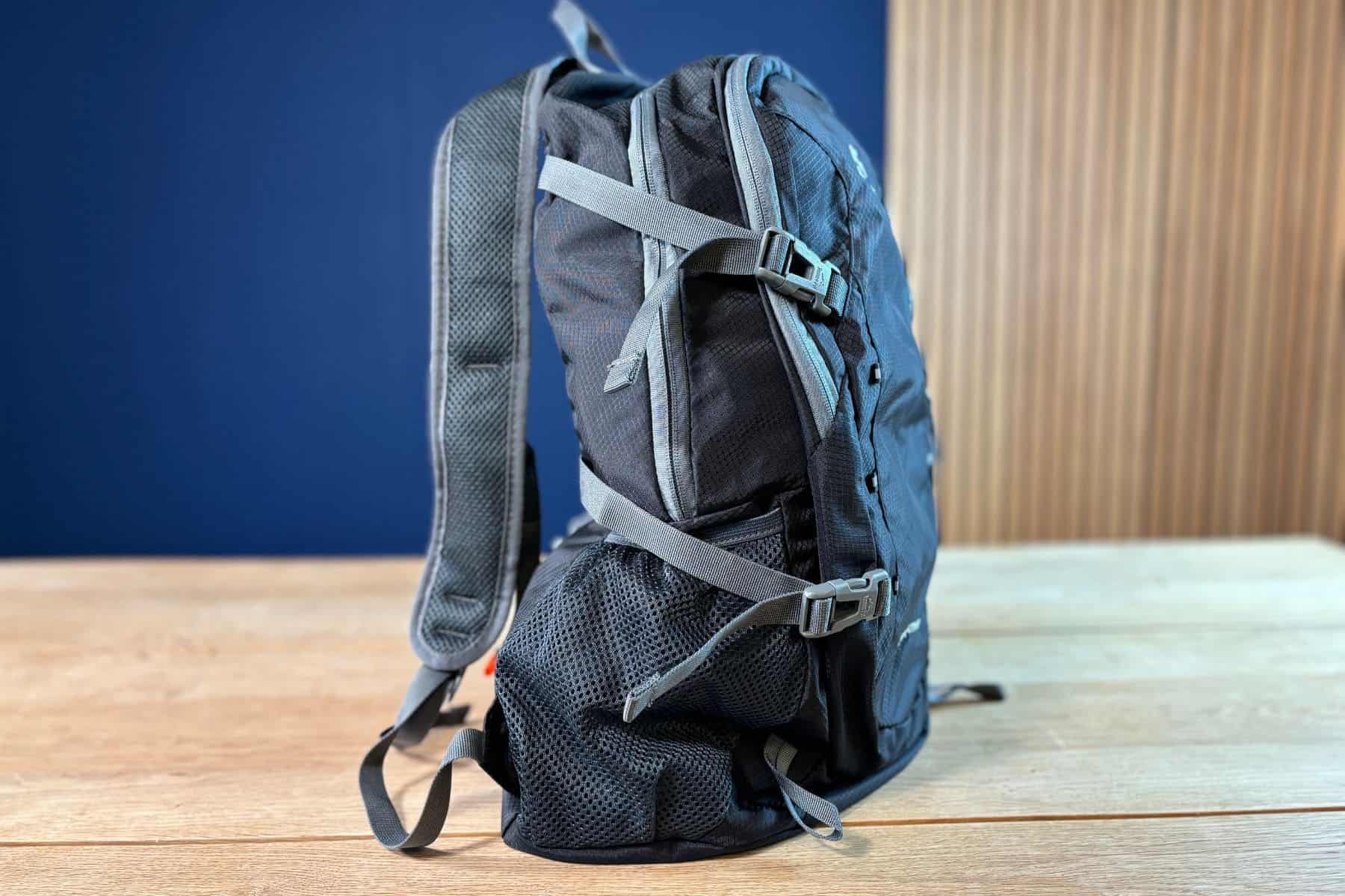 Venture Pal 40l Backpack Side