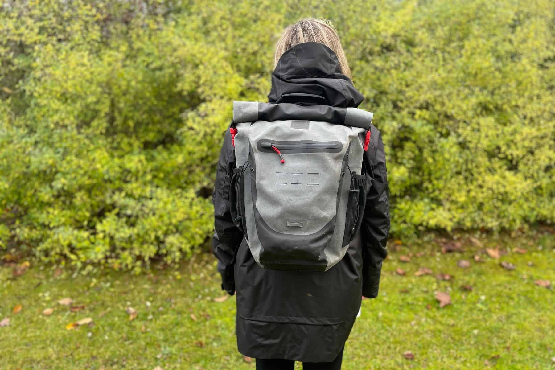 Waterproof Backpacks Guide Girl